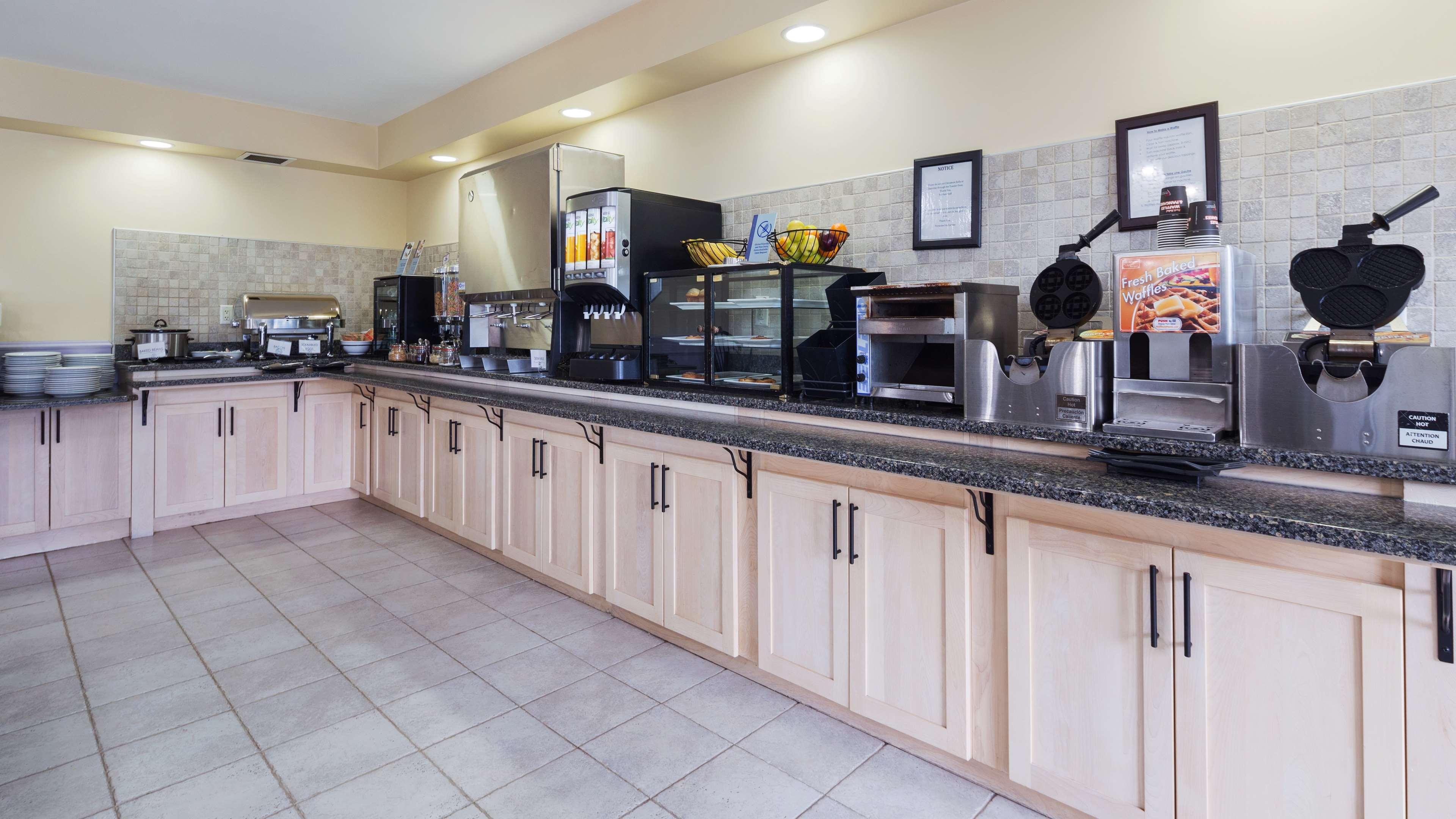 Best Western Plus Woodstock Hotel Conference Centre エクステリア 写真