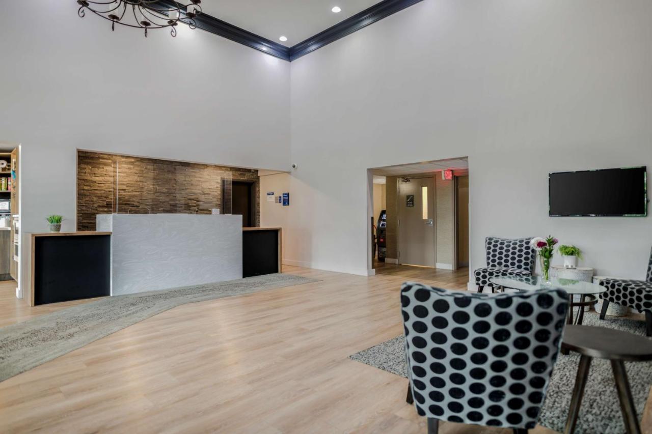 Best Western Plus Woodstock Hotel Conference Centre エクステリア 写真
