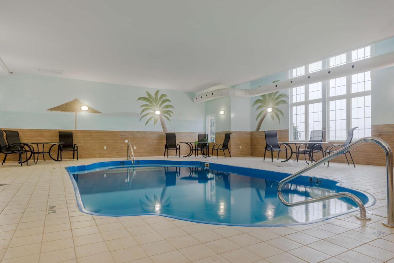 Best Western Plus Woodstock Hotel Conference Centre エクステリア 写真