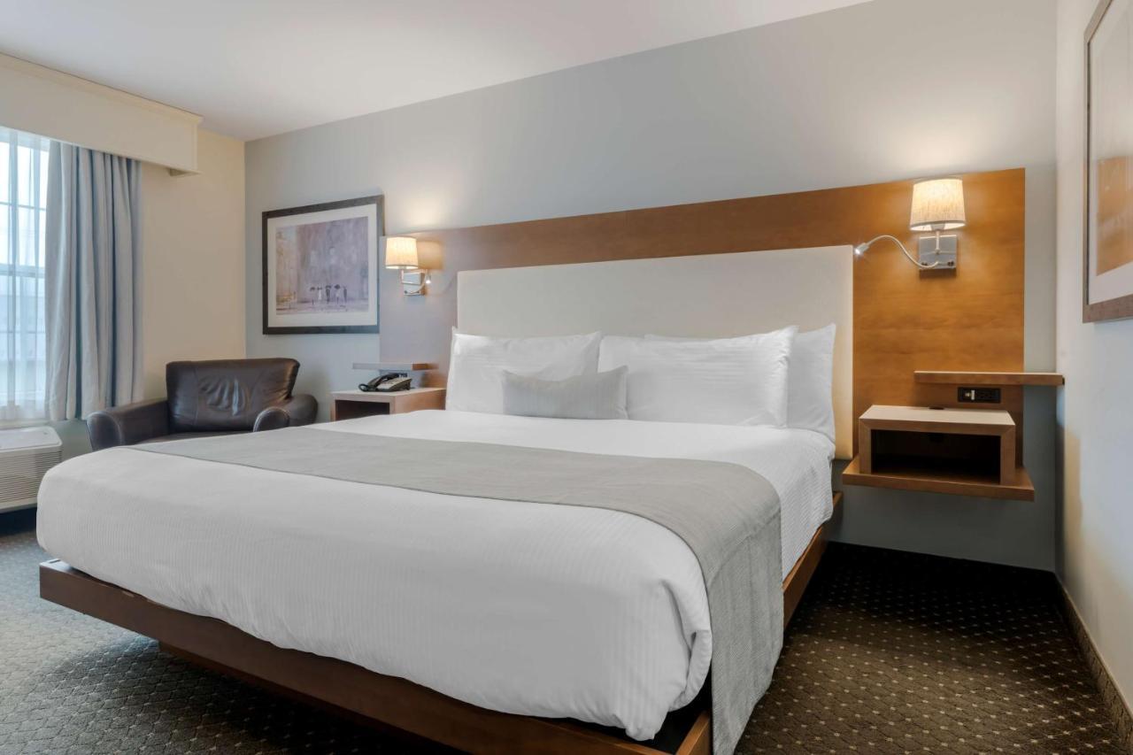Best Western Plus Woodstock Hotel Conference Centre エクステリア 写真