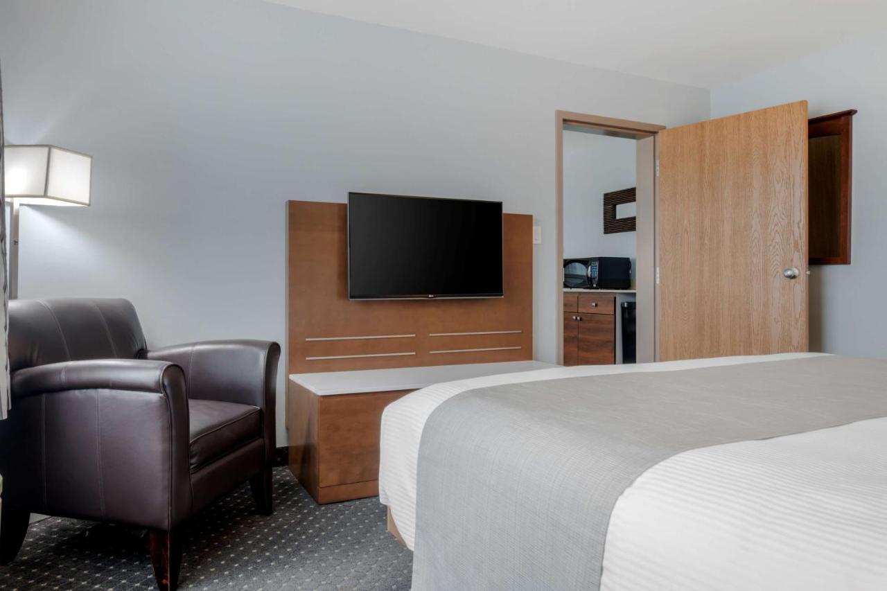 Best Western Plus Woodstock Hotel Conference Centre エクステリア 写真