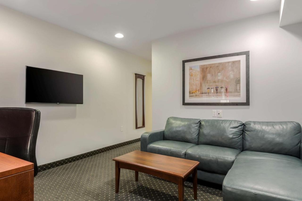 Best Western Plus Woodstock Hotel Conference Centre エクステリア 写真