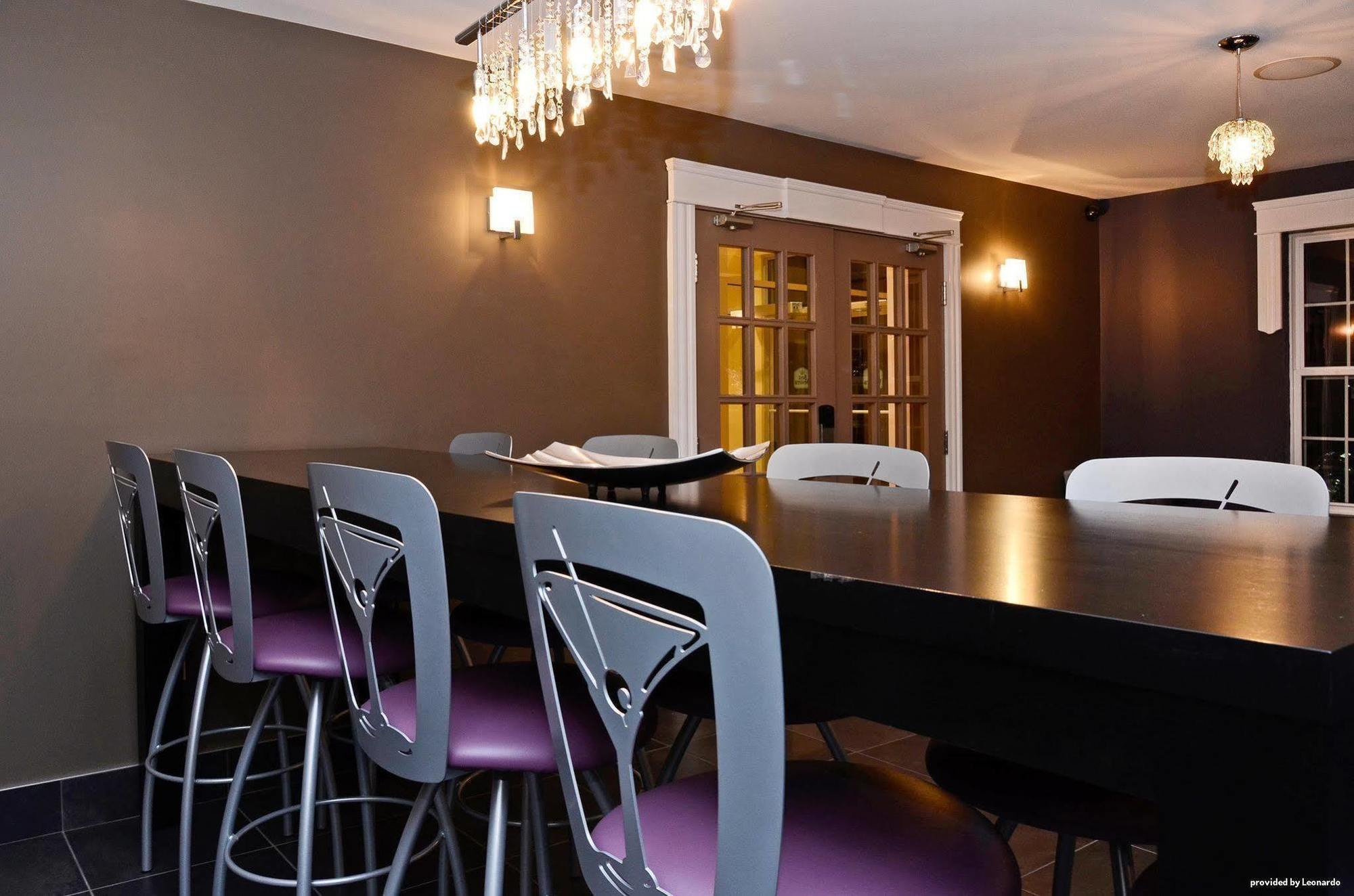 Best Western Plus Woodstock Hotel Conference Centre 部屋 写真